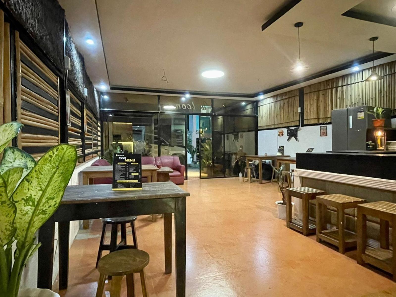 Trail Inn Puerto Princesa Kültér fotó