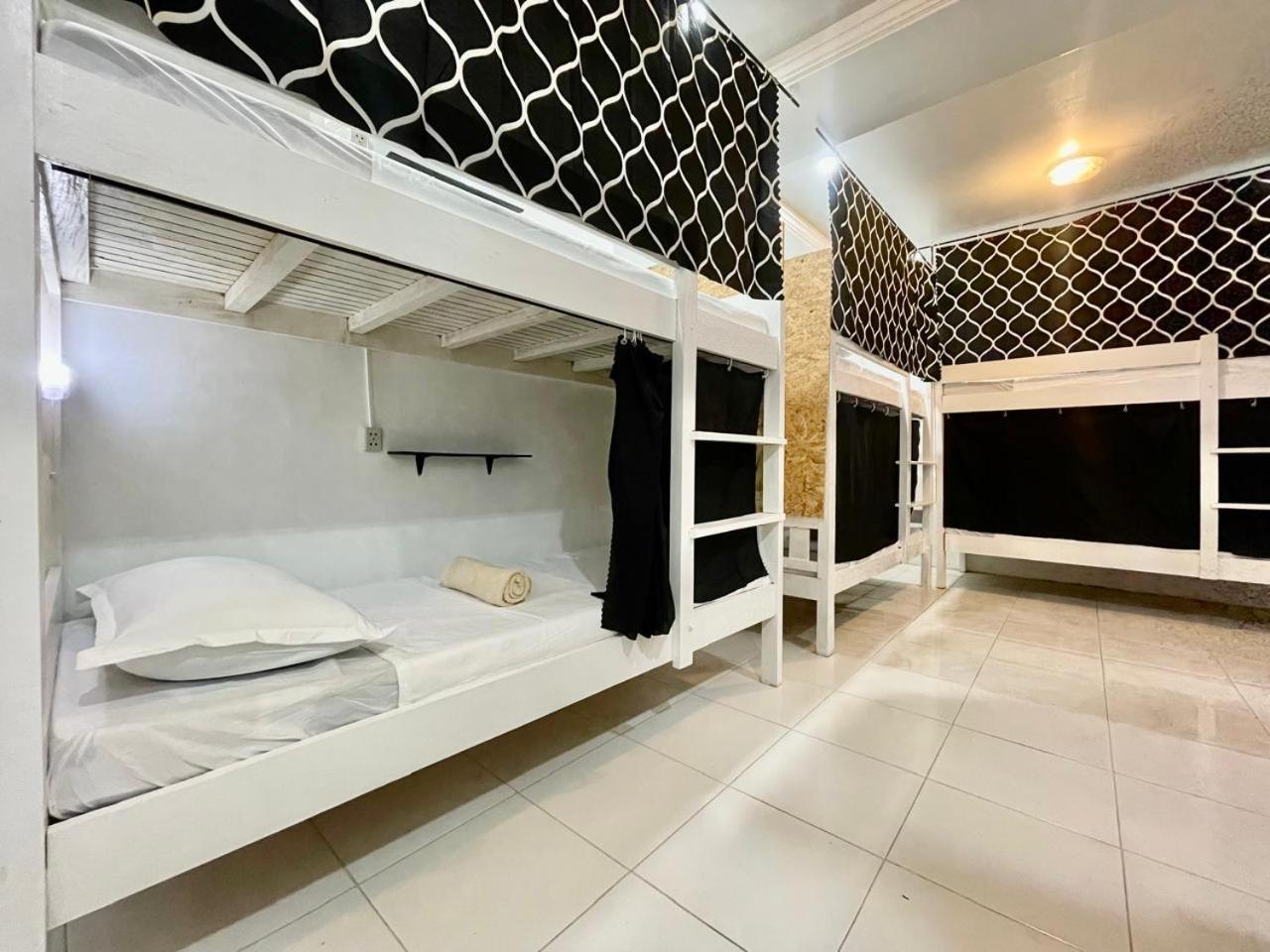 Trail Inn Puerto Princesa Kültér fotó